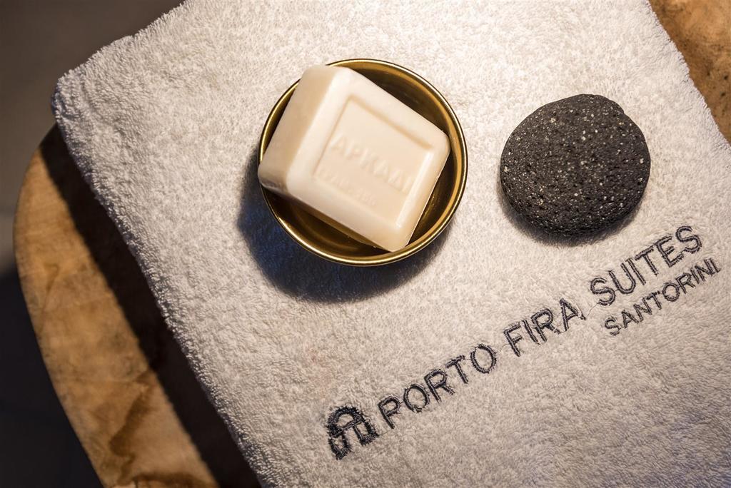 ホテル ポルト フィラ スイーツ サントリーニ エクステリア 写真